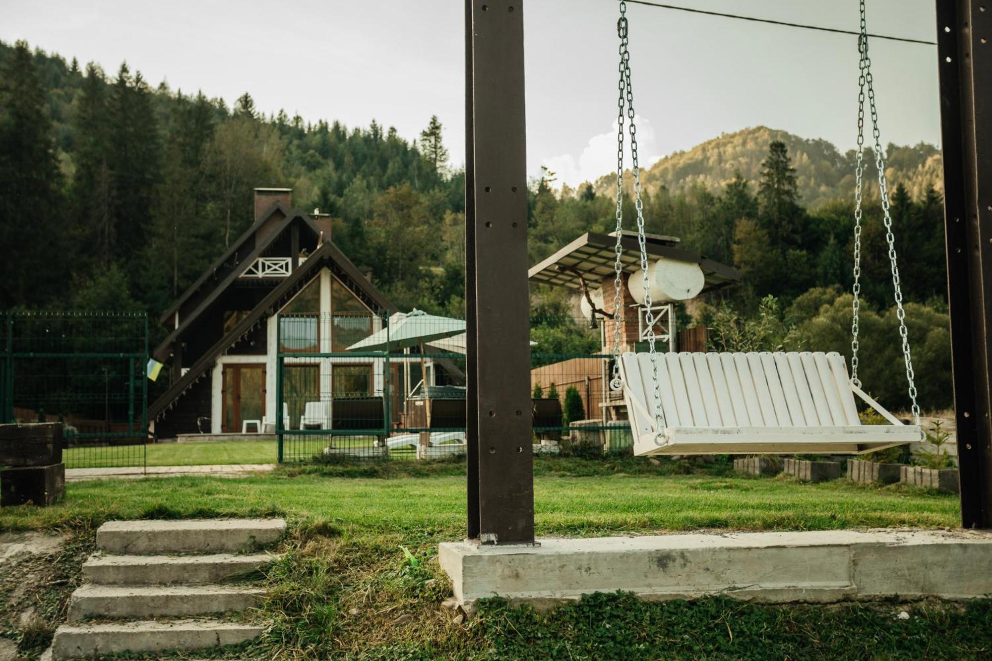 Villa Tukhlay Tuhlja Kültér fotó